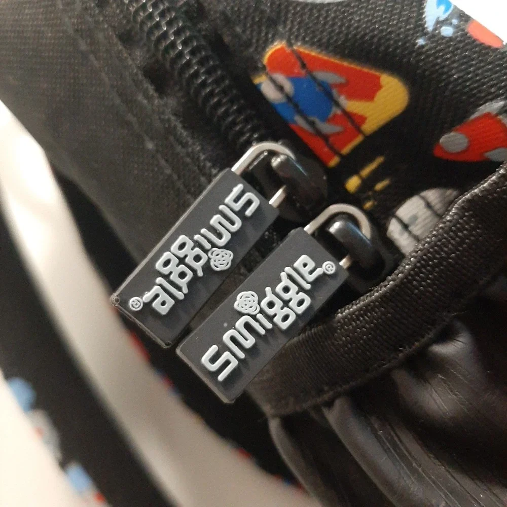 Smiggle backpack features